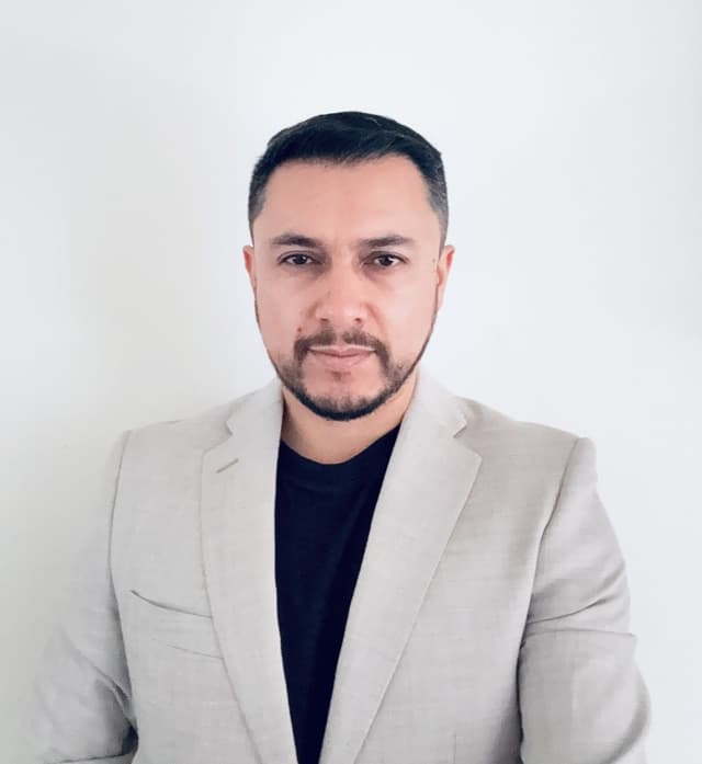 William Álvarez